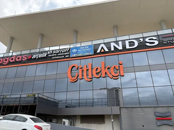 Dış Cephe Tabela (Dış Mekan Tabela) örnek uygulama fotoğrafı 23