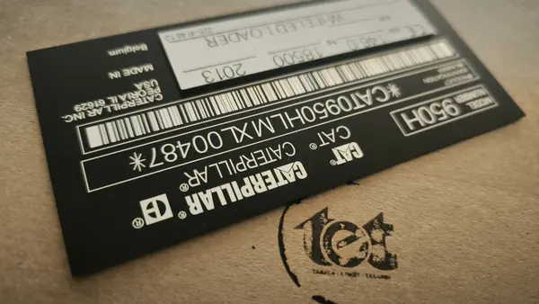 Makine Etiketi ve Panel Etiketi Üretimi örnek uygulama fotoğrafı 8