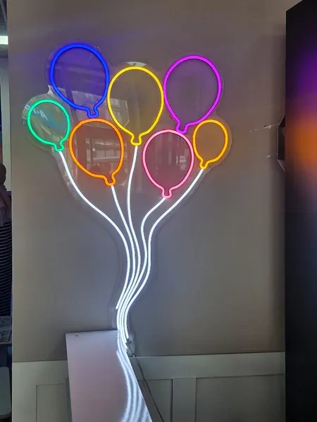 Neon Tabela (Neon LED, Kişiye Özel) örnek uygulama fotoğrafı 3