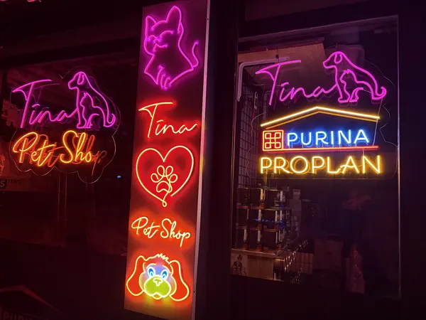 Neon Tabela (Neon LED, Kişiye Özel) örnek uygulama fotoğrafı 16