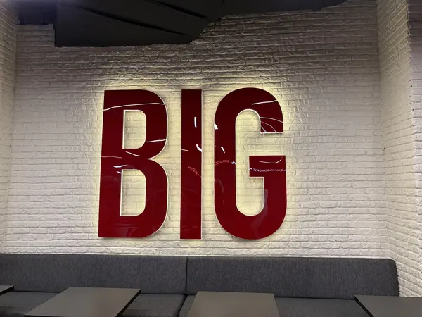 Pleksi Logo Tabela ve Harf Kesim örnek uygulama fotoğrafı 18