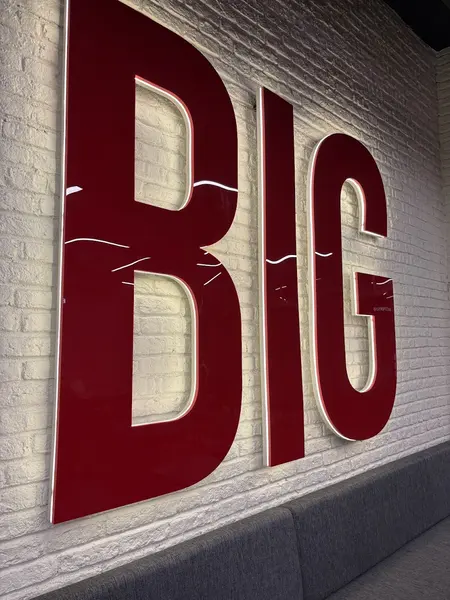 Pleksi Logo Tabela ve Harf Kesim örnek uygulama fotoğrafı 20